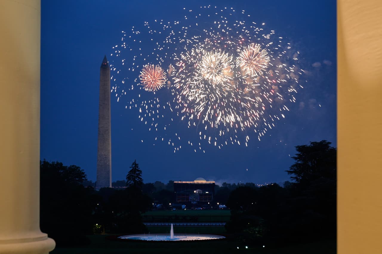 Durante un discurso desde la Oficina Oval el 10 de junio, 
<b>el presidente Donald Trump advirtió que cualquier manifestante que intentara interrumpir su desfile enfrentaría una respuesta contundente, pues se “usará todo el peso de la ley”.</b>