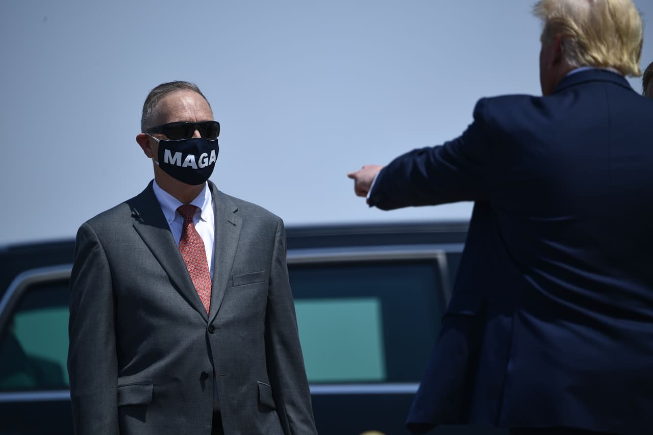 No es médico ni científico pero este republicano sigue atacando los hallazgos sobre el coronavirus