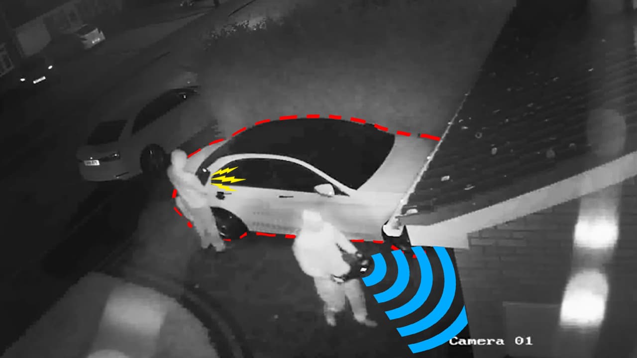 Cómo evitar que roben tu carro replicando la señal de la llave inteligente
