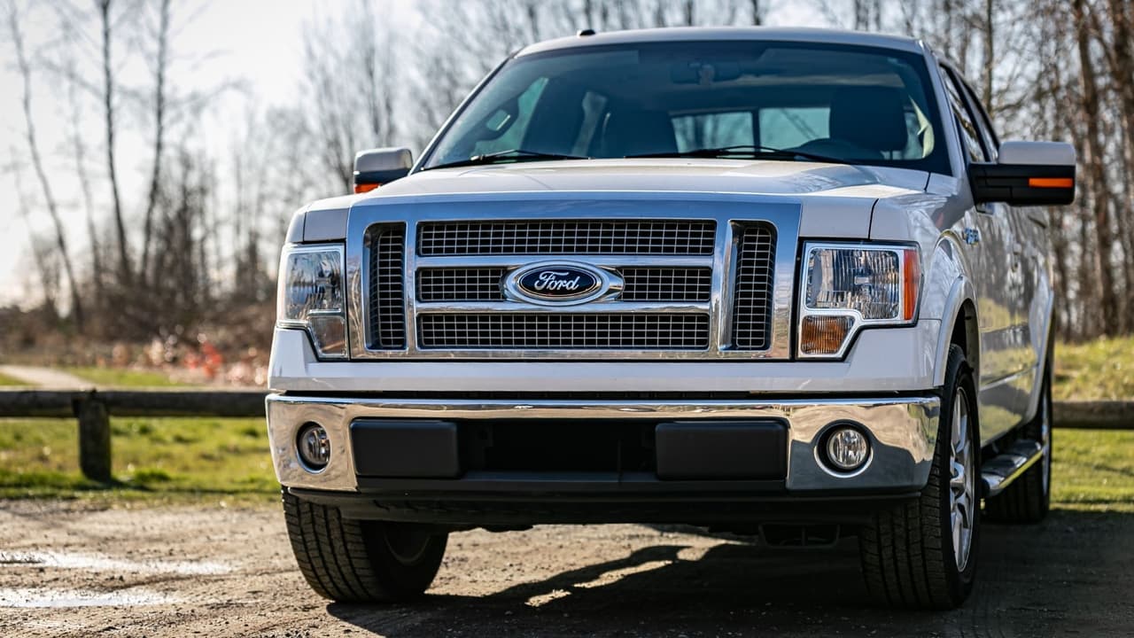 <h3 class="cms-H3-H3">Por qué sube el seguro de auto 🔎</h3> En auto, 
<b>el golpe más fuerte se dio entre 2022 y 2023. </b>
<br>Reparaciones más caras, piezas costosas y mano de obra especializada 
<b>empujaron al alza el costo de los reclamos.</b>
<br>En 2024 el aumento fue menor, pero llegó después de 
<b>dos años de subidas muy agresivas.</b> 
<br>👉🏻 Por eso, en 2025 y 2026, muchas personas siguen sintiendo 
<b>que pagan más por el mismo vehículo.</b>