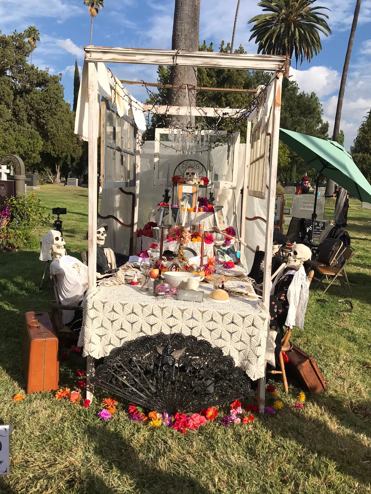 Un concepto cultural muy arraigado en la cultura hispana que contribuye a otras culturas que hacen vida en Los Ángeles.