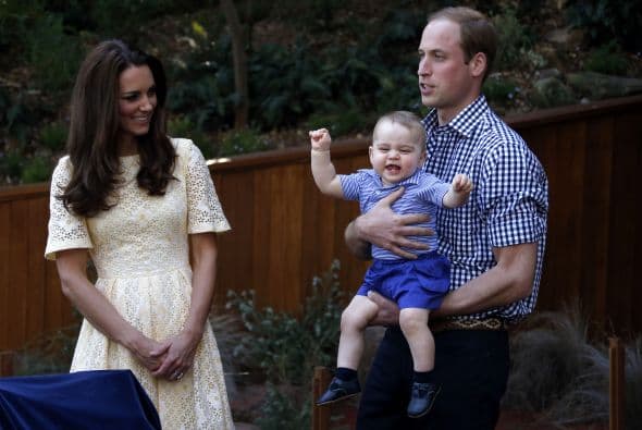 William y Kate, por supuesto, se llevaron al pequeño George Alexander Louis. Más videos de Chismes aquí.