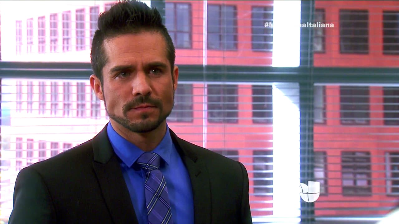 Y quiere que te alejes de ella Pedro.