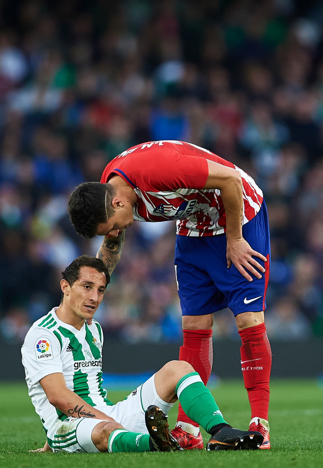Guardado tiene un ‘atrapamiento neurológico’ de un nervio en el muslo derecho y eso lo obligó a la cirugía en cuestión.