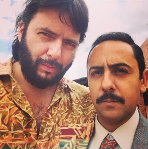 Rodrigo Abed (Amado) and (Humberto Busto (‘Don Sol’) play very clever characters. In season two, they’ll surprise us more than once.