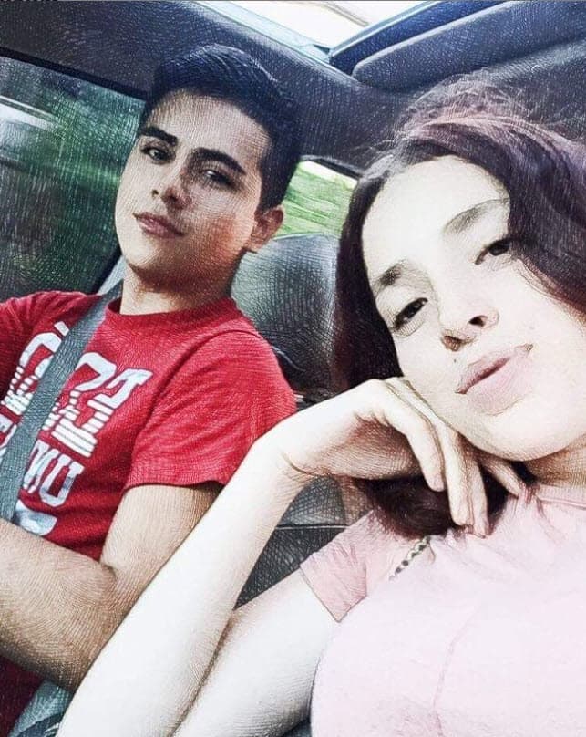 Ayala no estaba solo, lo acompañaban su esposa Janetsy, su cuñado y el tío de la pareja.