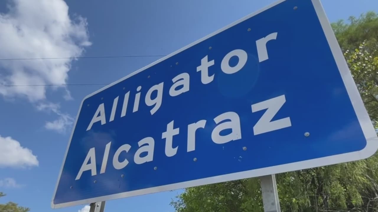 Departamento de Seguridad Nacional confirma el inicio del desalojo de 'Alligator Alcatraz'