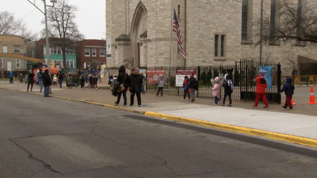 La procesión se llevó a cabo durante la mañana del viernes 11 de diciembre.