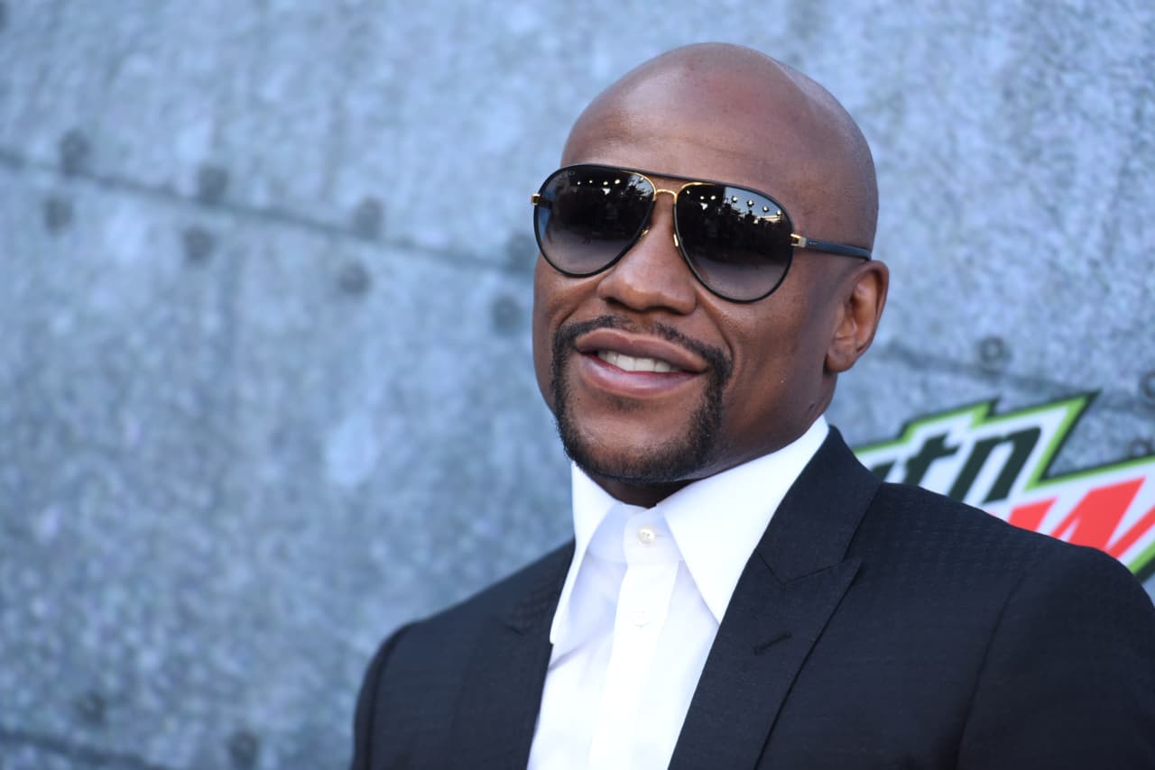 Hablando del legado de Muhammad Ali y Sugar Ray Robinson: "Ali fue un gran peleador, pero yo soy mejor. Robinson fue un gran peleador, pero soy mejor que él".