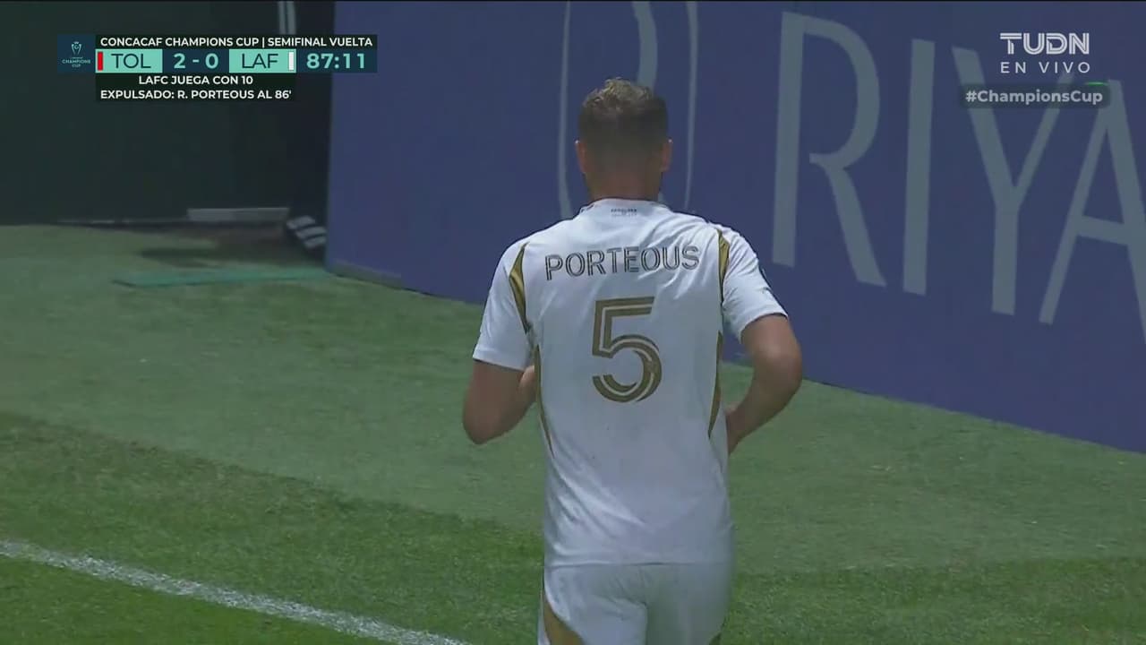 ¡Tsssss! Roja para Ryan Porteus y el LAFC se queda con 10