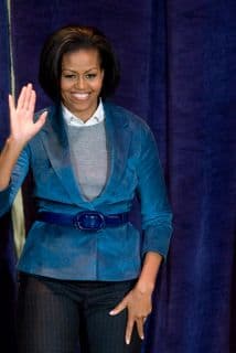 "Cada uno de ellos ha pasado por 
<b>tremendas de adversidades</b> para estar en donde se encuentra", dijo Obama en el clip audiovisual.
<br>