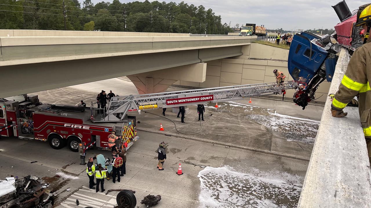 Dos camiones de carga chocaron este lunes en la mañana, según reportan diferentes autoridades del condado Montgomery.