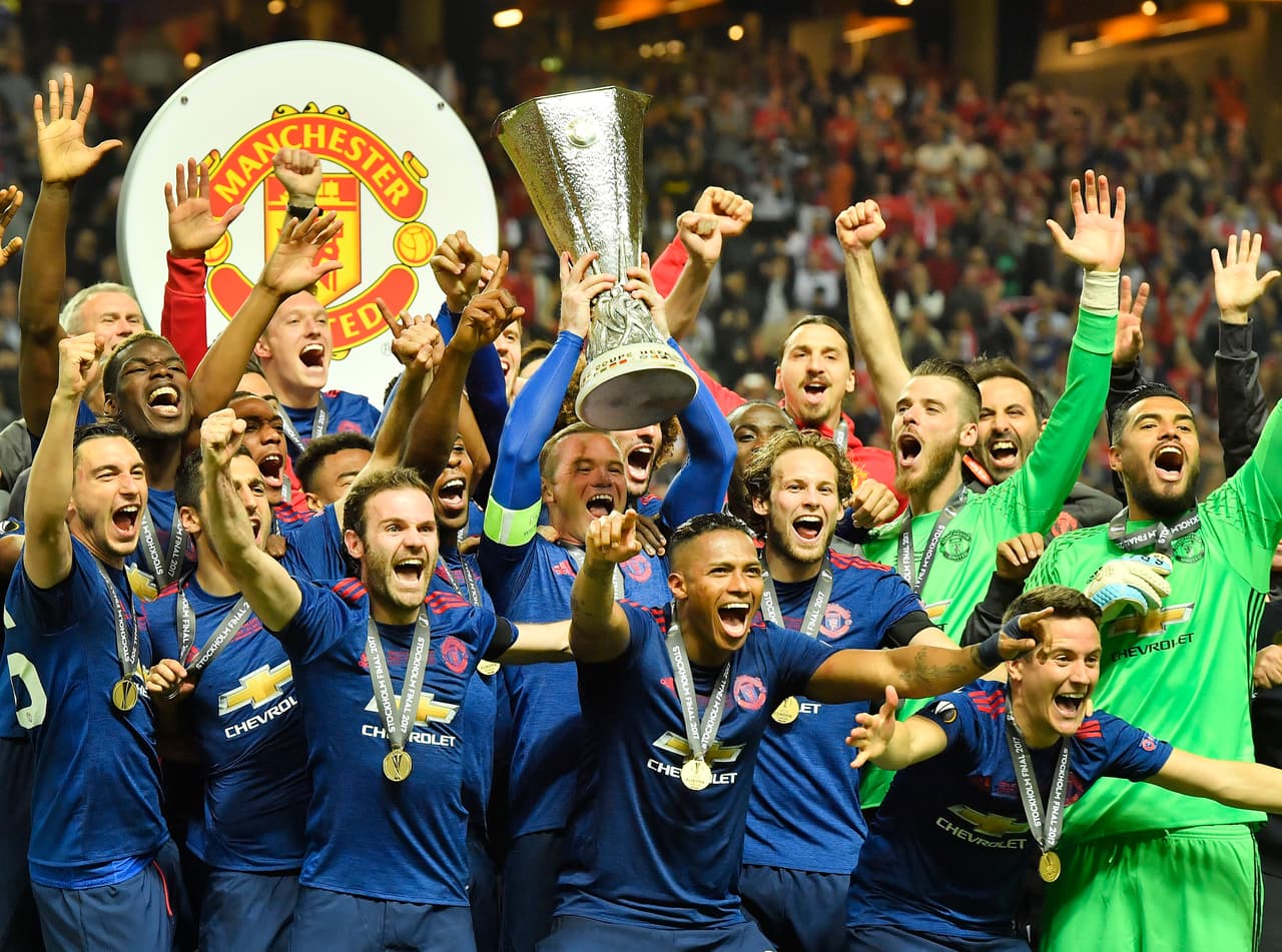 El Manchester United levantó su primera y última copa en la temporada 2016-2017.