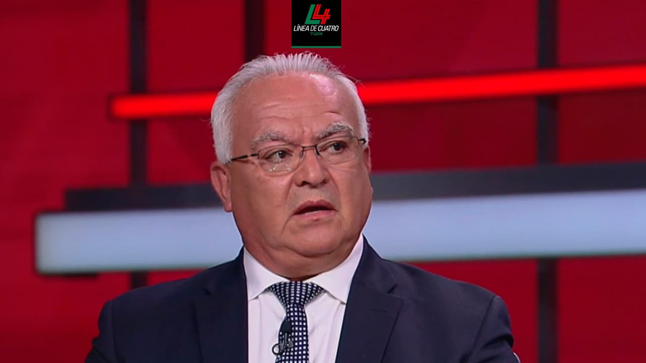 Luis Omar Tapia sobre Chicharito: “Hace 3 años viene como el Titanic”