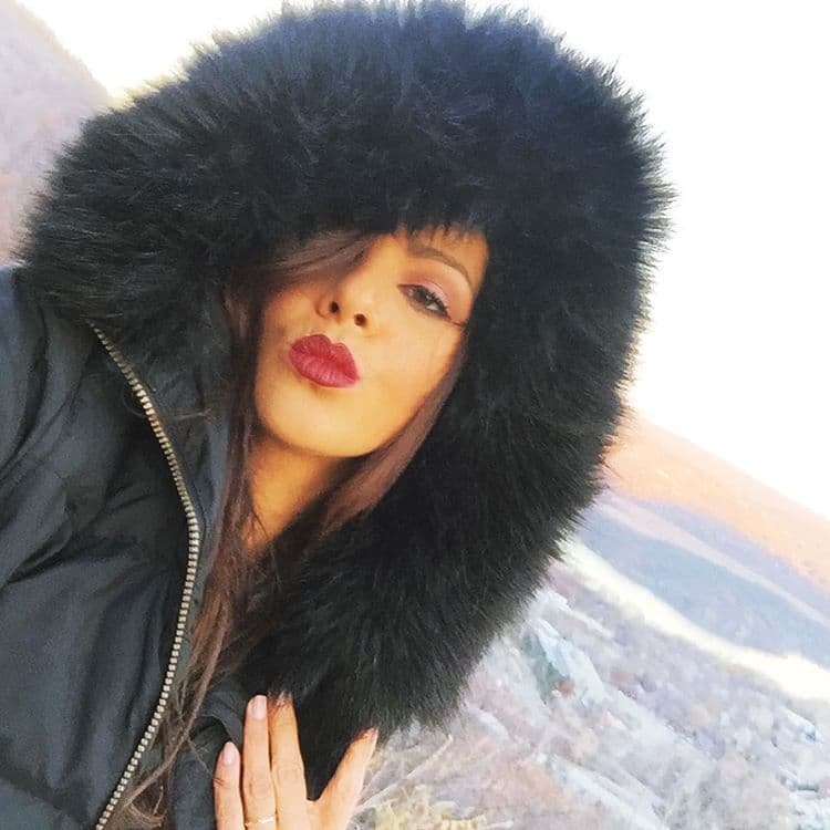 Este domingo en el segundo show de NBL VIP, se revelarán los nombres de las dos participantes que entrarán a la competencia. No te lo pierdas a las 8/7C por Univision.