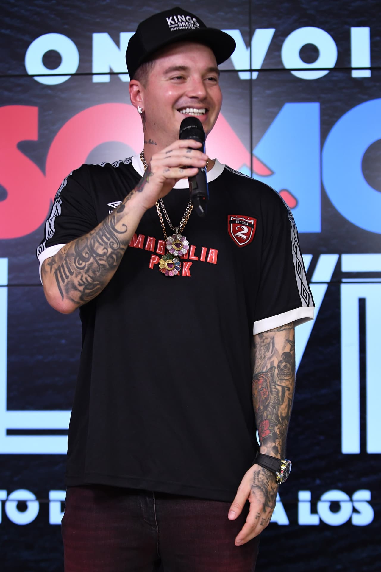MIAMI, FL - OCTOBER 14: In this handout photo provided by One Voice: Somos Live!, J Balvin poses in the pressroom at One Voice: Somos Live! A Concert For Disaster Relief at Marlins Park on October 14, 2017 in Miami, Florida. (Photo by Jason Koerner/One Voice: Somos Live!/Getty Images)