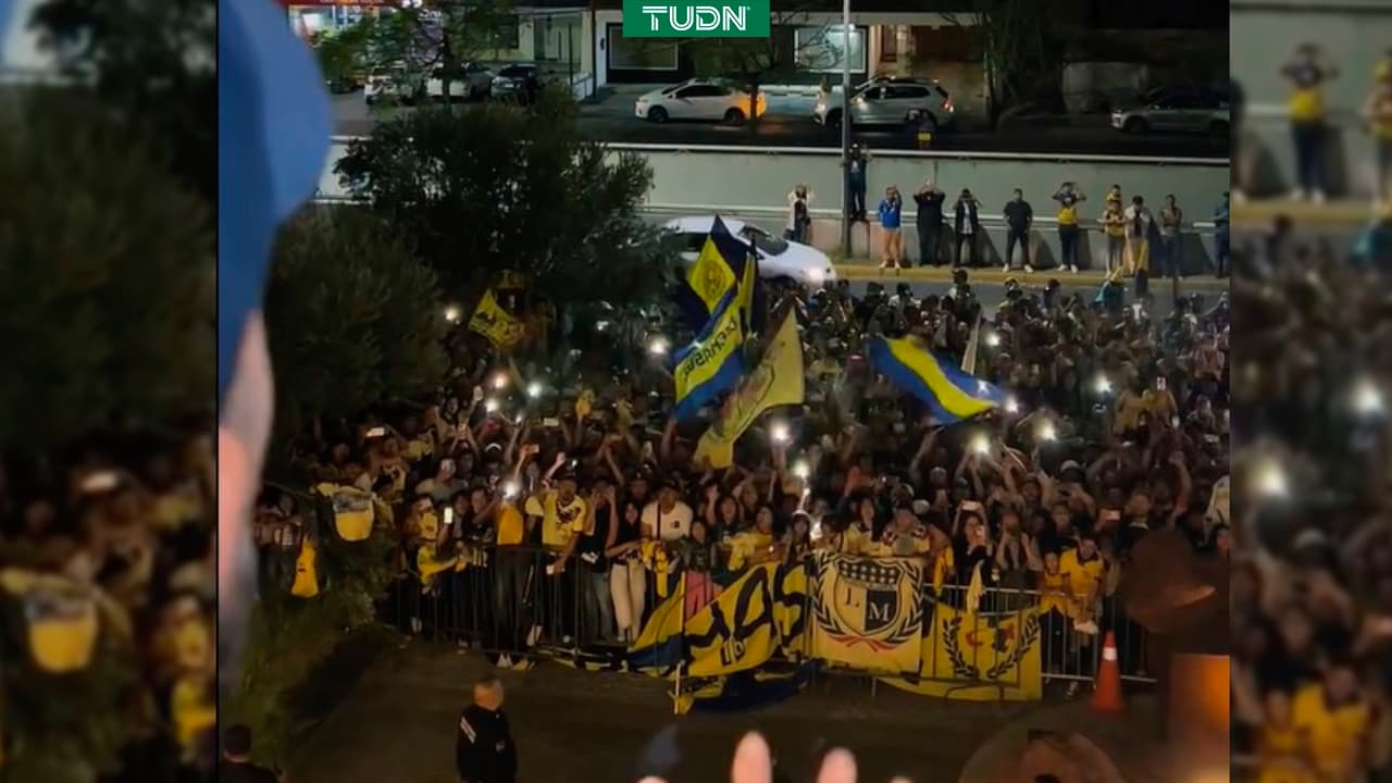 ¡Una fiesta! Afición sorprende al América con una serenata