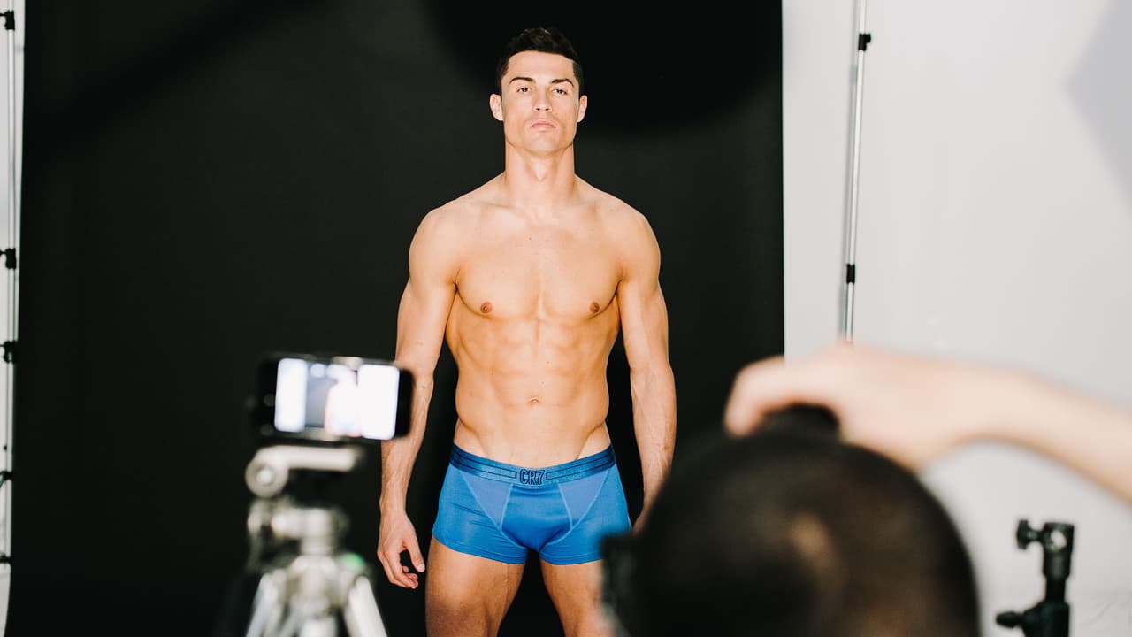 Esta es la quinta edición de su marca de ropa interior Cristiano Ronaldo y para ello el futbolista necesitaba una campaña sólida y atractiva.