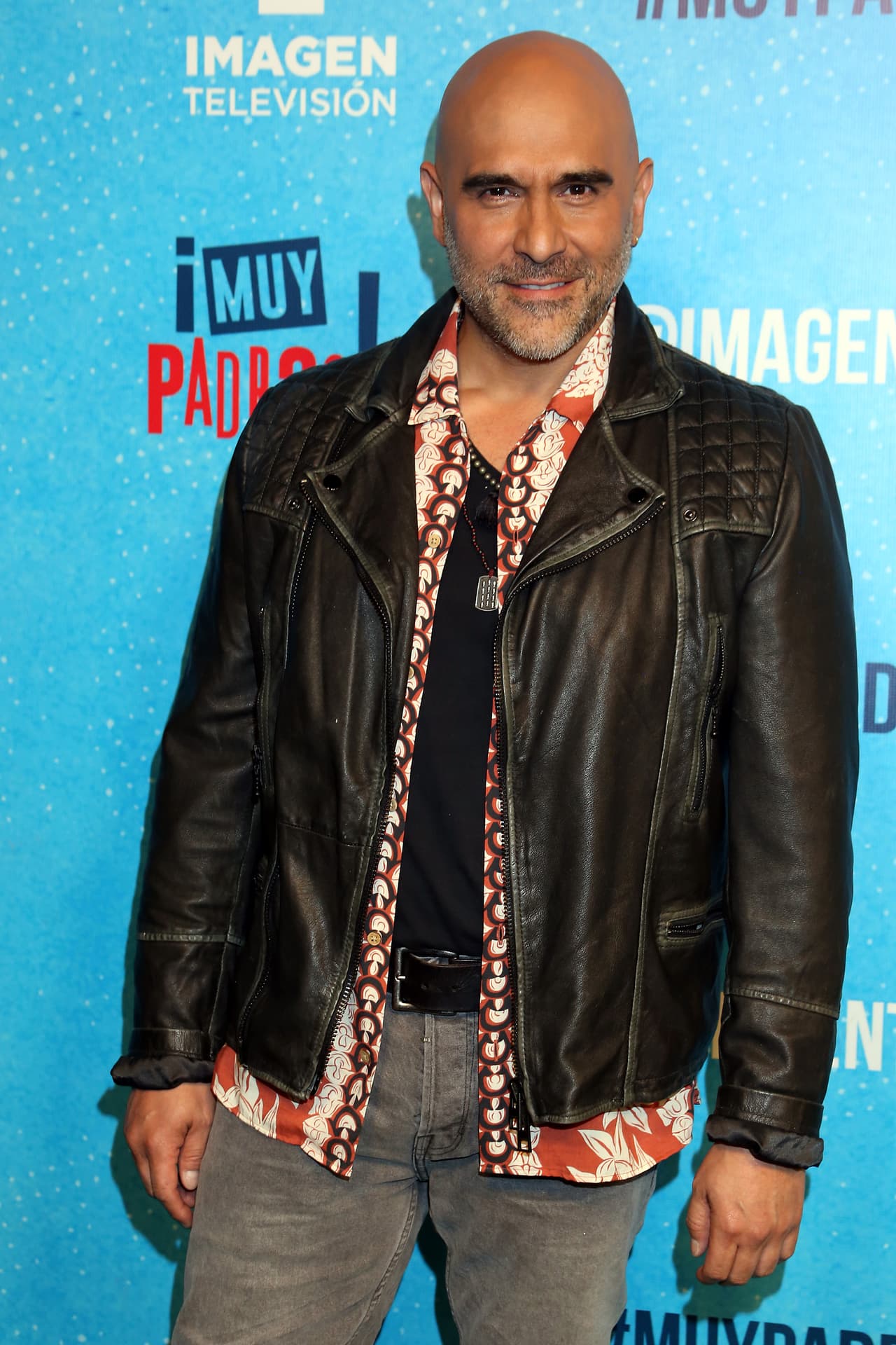 El actor Héctor Suárez Gomís, de 50 años de edad, recurrió a su cuenta de 
<a href="https://twitter.com/pelongomis?lang=en" target="_blank">Twitter</a> y sus historias de Instagram para externar 'su molestia' con Wikipedia, después de que el famoso portal de búsqueda de información diera por muerto a su padre.