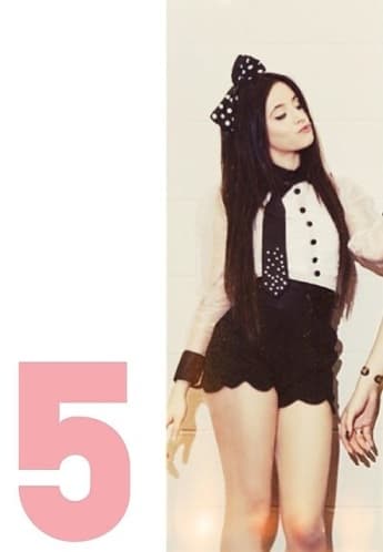 Camila Cabello es otra de las sensuales integrantes de esta banda. Su estilo también es súper 'cute'.