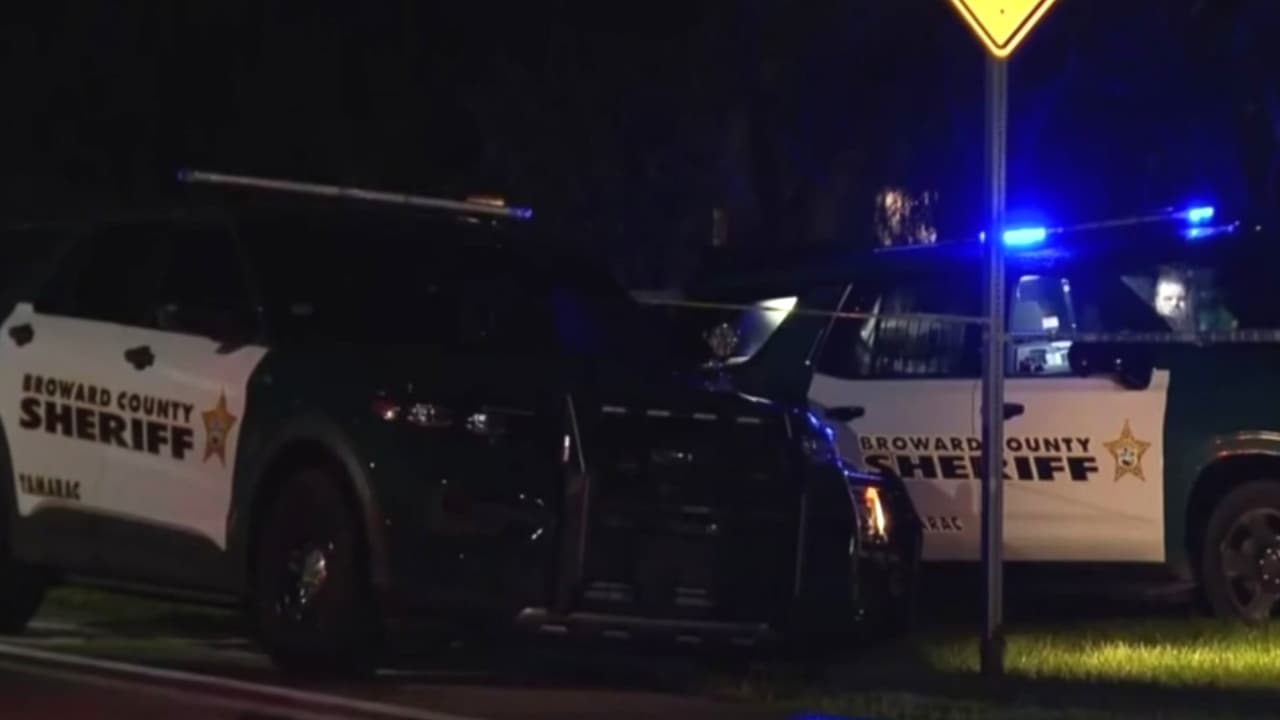 Sujeto acusado de matar a puñaladas a su madre en Tamarac llamó al 911 diciendo que Dios se lo ordenó