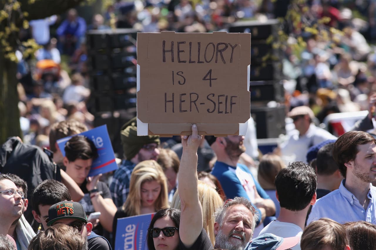 De "víbora" a "mentirosa": lo que enfrentará Hillary Clinton para ganar seguidores de Sanders