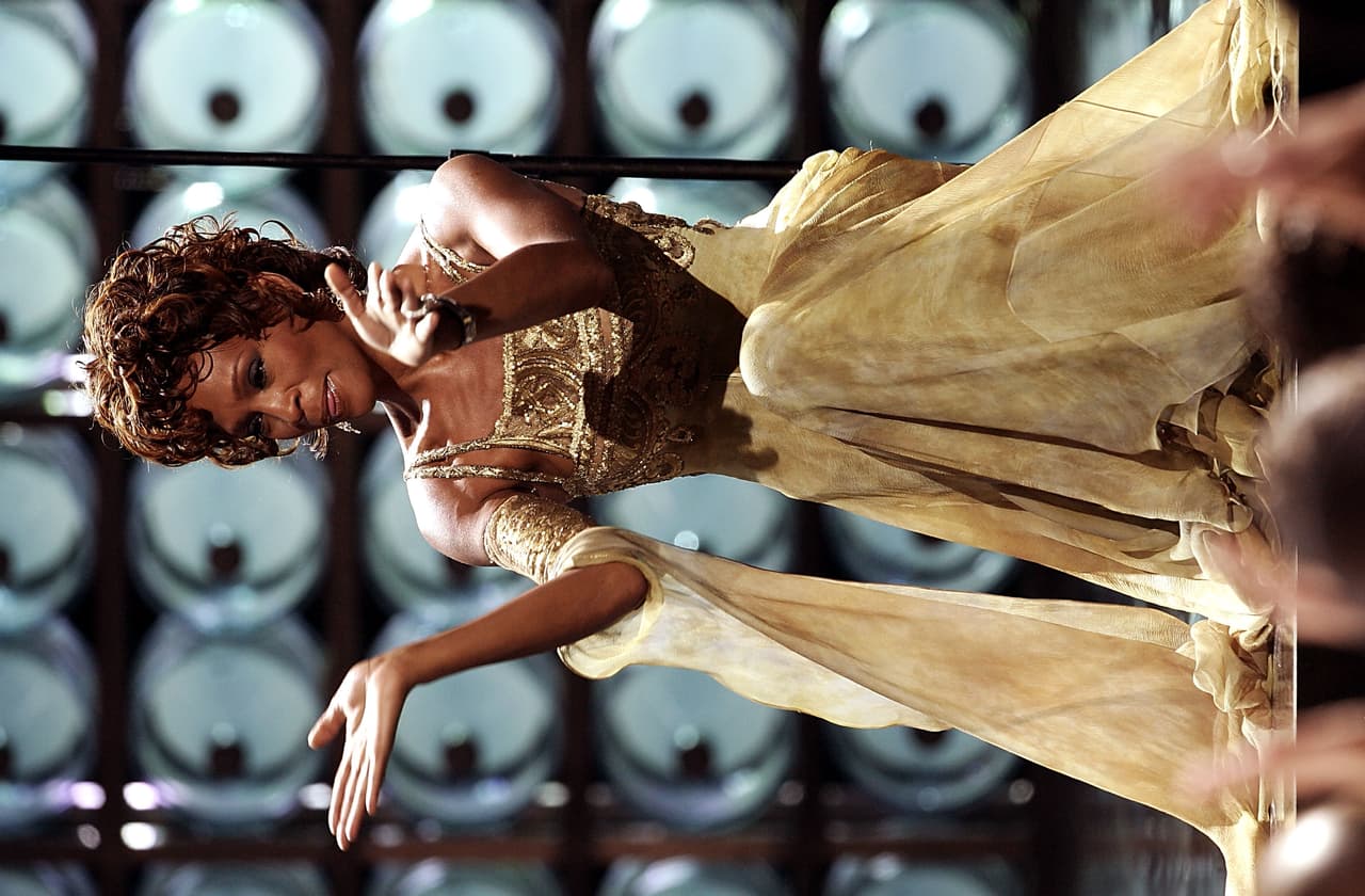 Según el informe de la policía se dijo lo siguiente: "Posiblemente fue víctima de la sobredosis de una sustancia narcótica, medicamentos recetados, una mezcla de otros fármacos y alcohol".