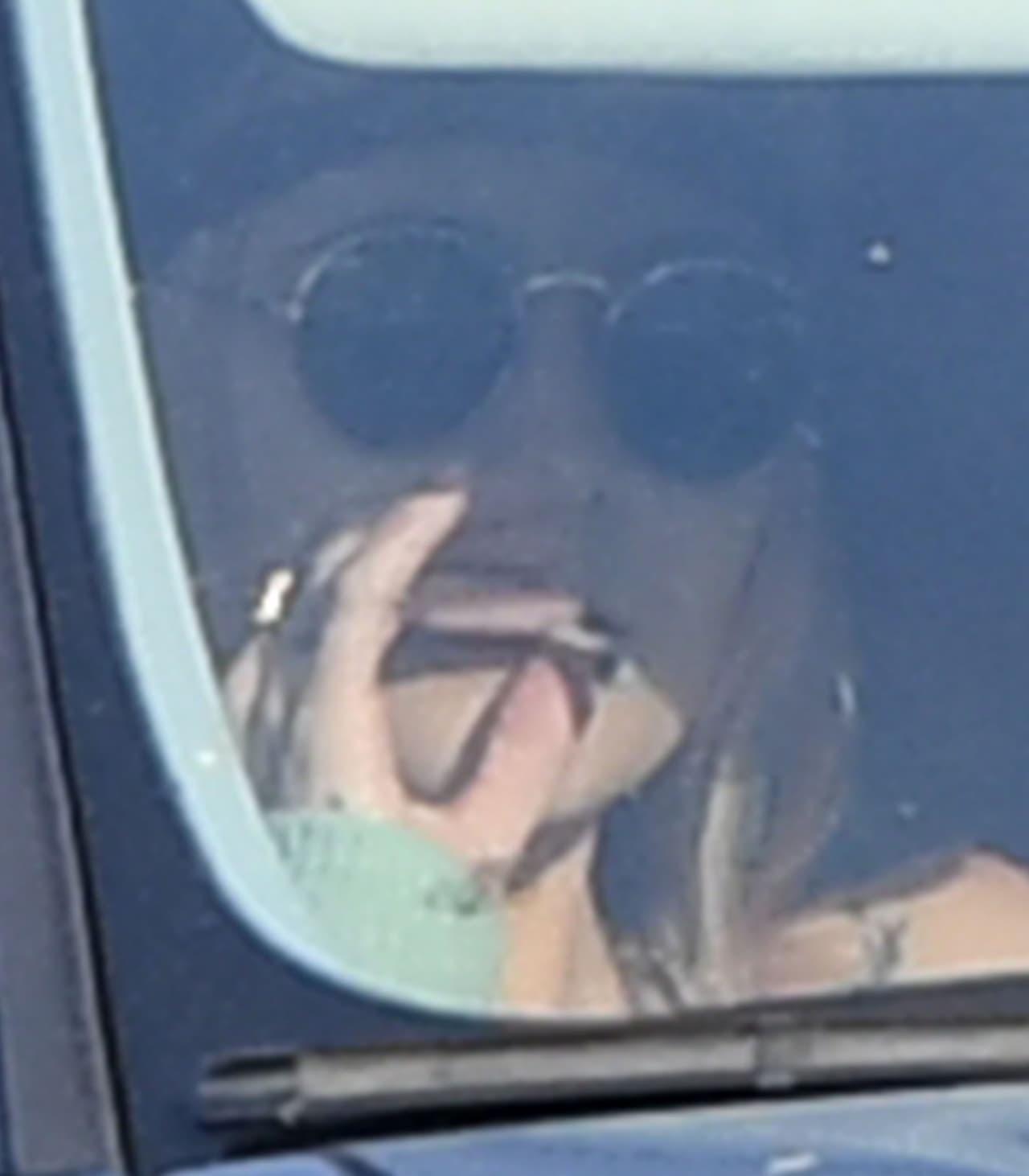 Jackson ha defendido en sus redes sociales el uso de la planta describiéndola como una "increíble medicina orgánica".