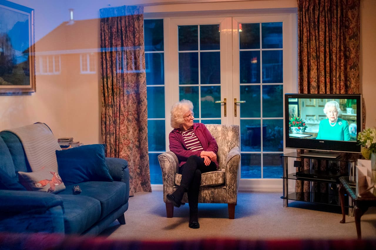 Pidió que entre todos exista consuelo: "Volveremos a estar con nuestros amigos; volveremos a estar con nuestras familias; 
<b>nos volveremos a ver de nuevo</b>. Pero por ahora, yo envío mi agradecimiento y mis mejores deseos a todos".
<br>