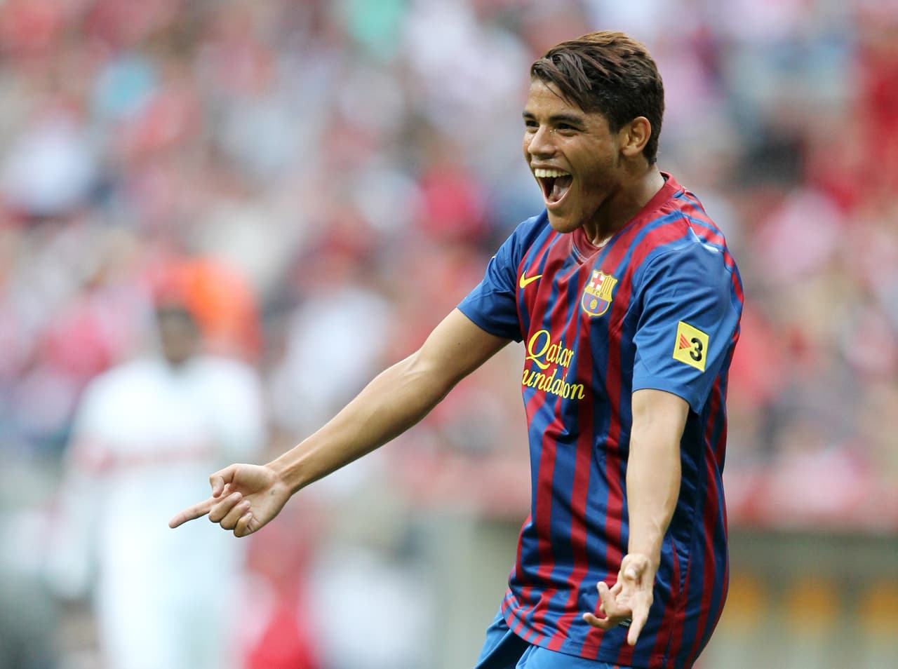 Jonathan dos Santos - El mediocampista llegó en el 2002 al Barcelona y jugó en varios de sus equipos formativos hasta llegar al primer plantel, el de las estrellas. Sin embargo, decisiones técnicas y lesiones lo alejaron de la posibilidad de brillar allí y terminó marchándose sin gloria.