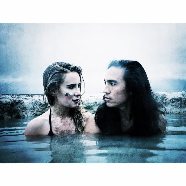 Ahora que su amor ha florecido de tal manera, muchas más aventuras juntos les aguardan.