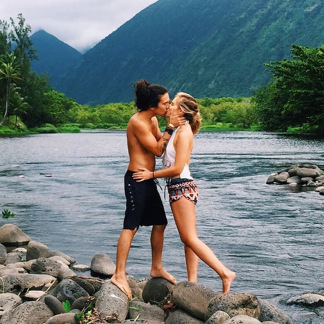 Se han dados besos súper románticos en ríos remotos.