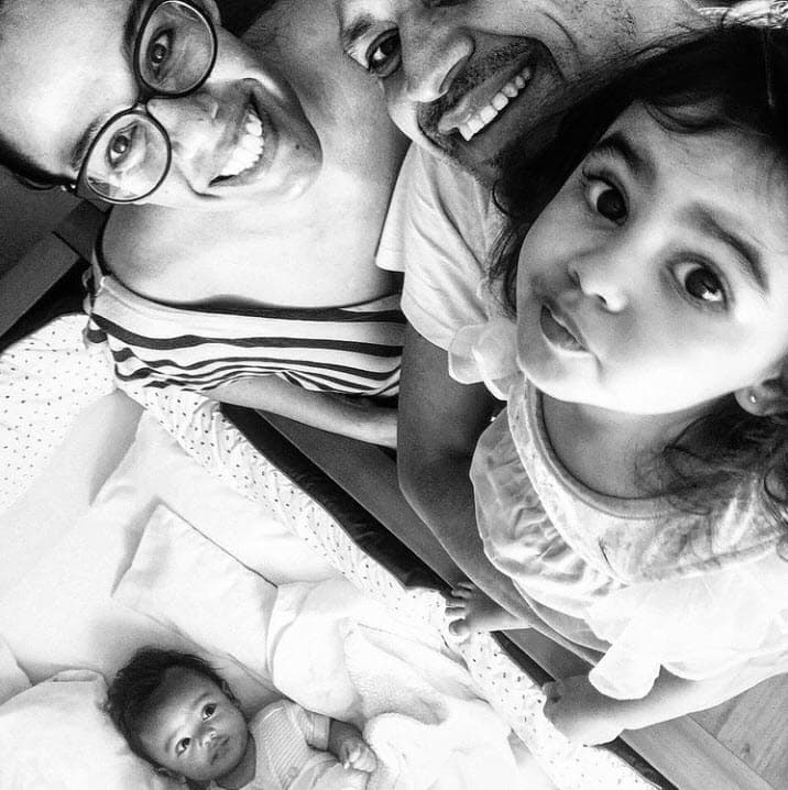 Desde antes de dar a luz, la cantante estaba segura de que esperaba un niño por una especial razón: "Muchos me dijeron: 
<b><a href="https://www.univision.com/famosos/yo-sentia-que-era-nino-la-hija-de-jose-jose-recuerda-que-cuando-el-murio-le-advirtieron-que-regresaria-fotos">'Se nos fue José José, pero</a></b>
<a href="https://www.univision.com/famosos/yo-sentia-que-era-nino-la-hija-de-jose-jose-recuerda-que-cuando-el-murio-le-advirtieron-que-regresaria-fotos"> <b>con este niño viene de regreso</b>;</a> se va una vida, pero empieza otra'. Ahora que lo sé, solo me queda agradecer", dijo para la revista TVNotas.