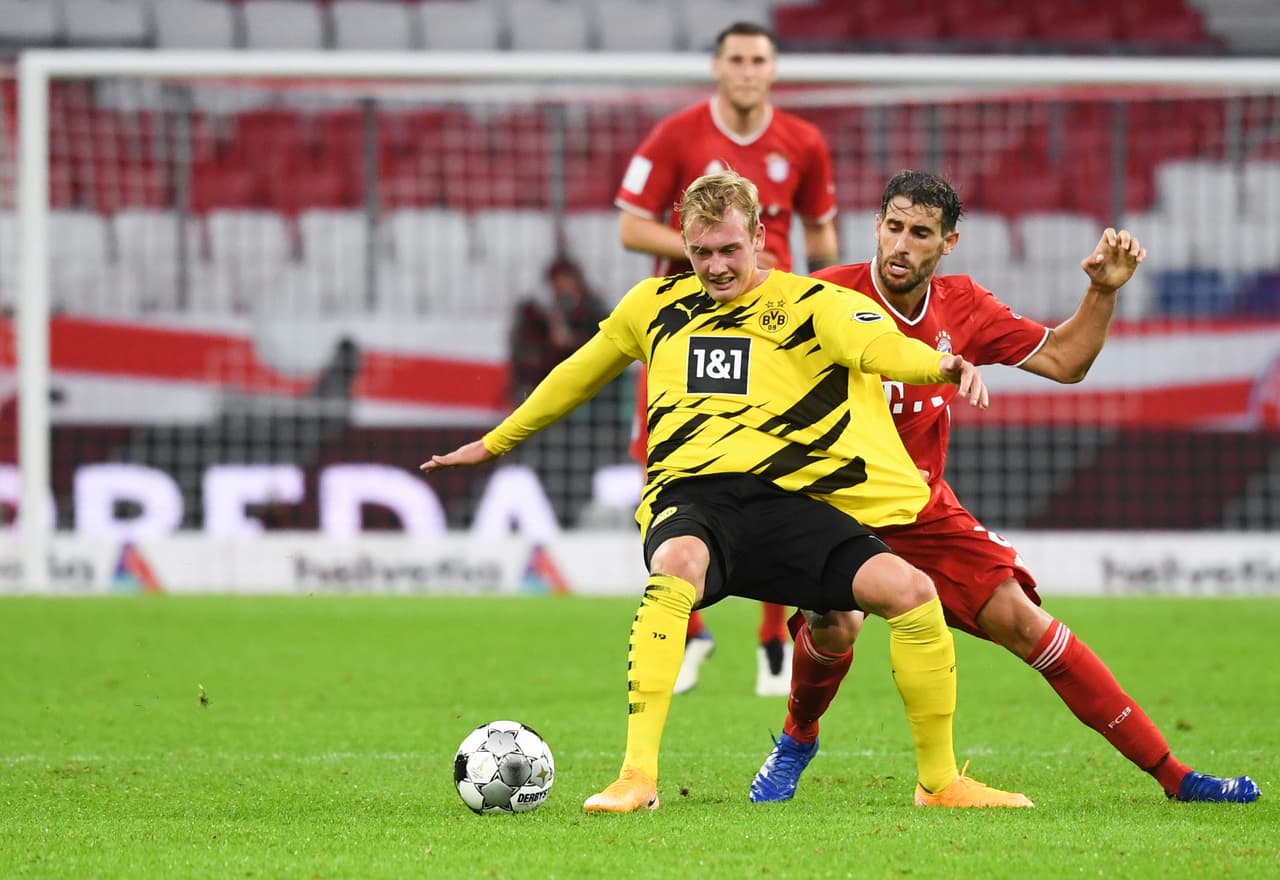 Cerca de igualar el marcador, pero sale Neuer a defender su arco