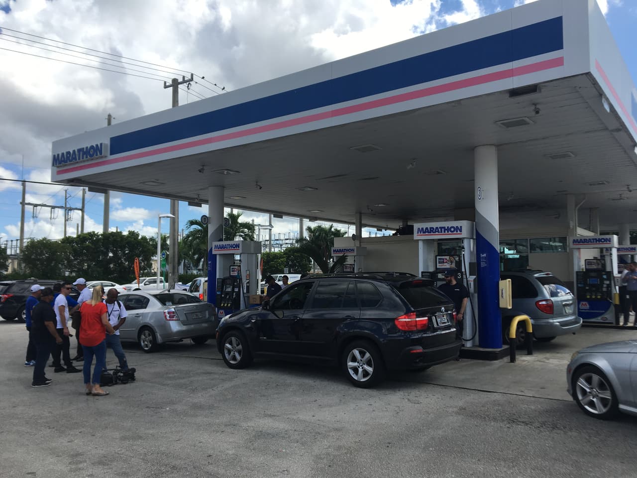 La oferta está limitada a solo 10 galones por vehículos