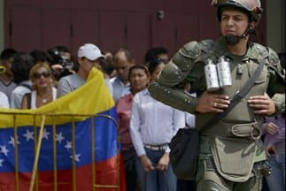 La crisis en Venezuela, desatada el 11 de febrero con marchas de jóvenes contra el gobierno de Nicolás maduro, ha dejado un saldo hasta ahora de al menos 8 muertos.