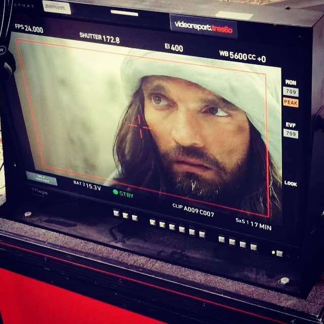 En cine también ha demostrado su talento, 'Lotoman 003', 'Misterios: Llamas de sueños', 'Loki 7' y 'Santiago Apóstol', son algunas de sus películas.