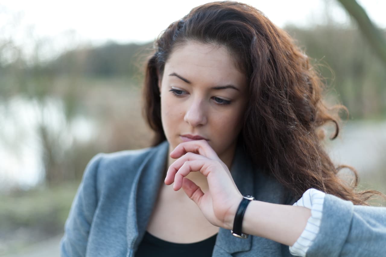 La cabra u oveja suele tener unos sentimientos muy sinceros, sin embargo, la timidez es también una de sus características, lo que ocasiona que le cueste trabajo expresar sus sentimientos.