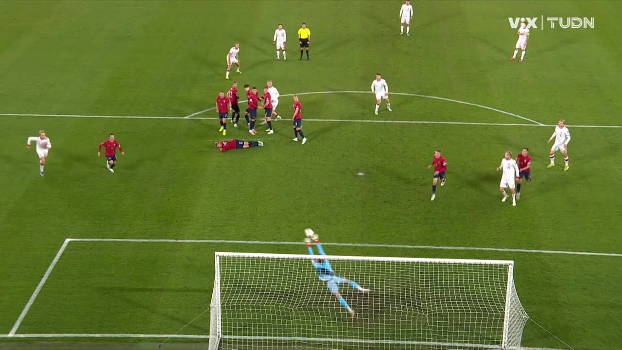 ¡Atajada enferma de Kovar! Chequia del empate ante Dinamarca