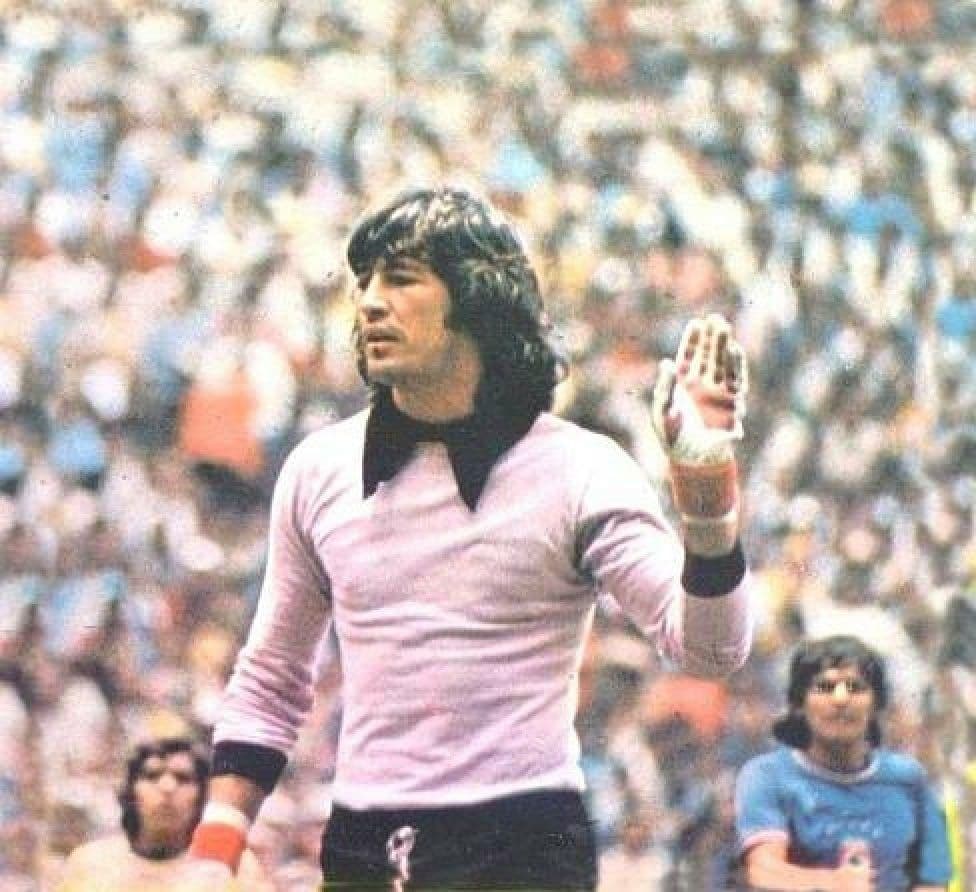 <b>Rafael Puente</b> jugó dos años con Las Águilas y logró salir campeón de Liga y obtuvo un Campeón de Campeones.