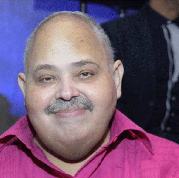 A través de sus redes sociales lo recordó y le dedicó un mensaje: "Un día muy triste para los dominicanos, muere nuestro querido y cotizado diseñador Jorge Diep, luego de padecer varias complicaciones de salud. Un gran diseñador y un buen amigo. Sorprendida con esta triste noticia".