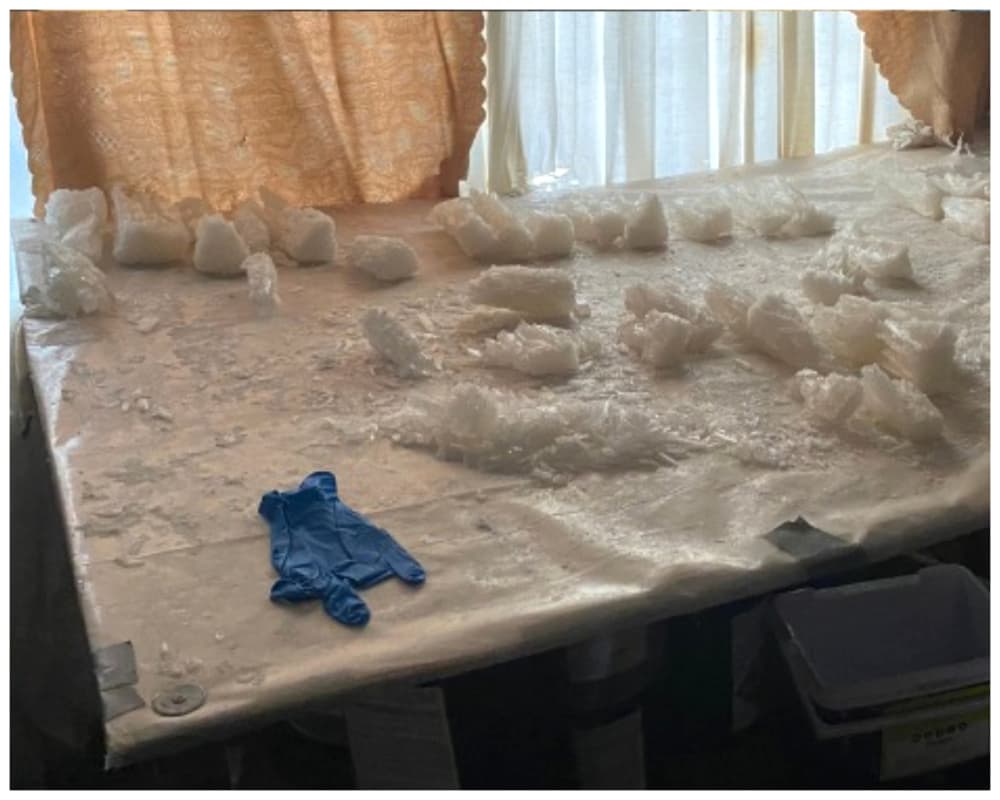 Incautan metanfetaminas en el Condado de Kern