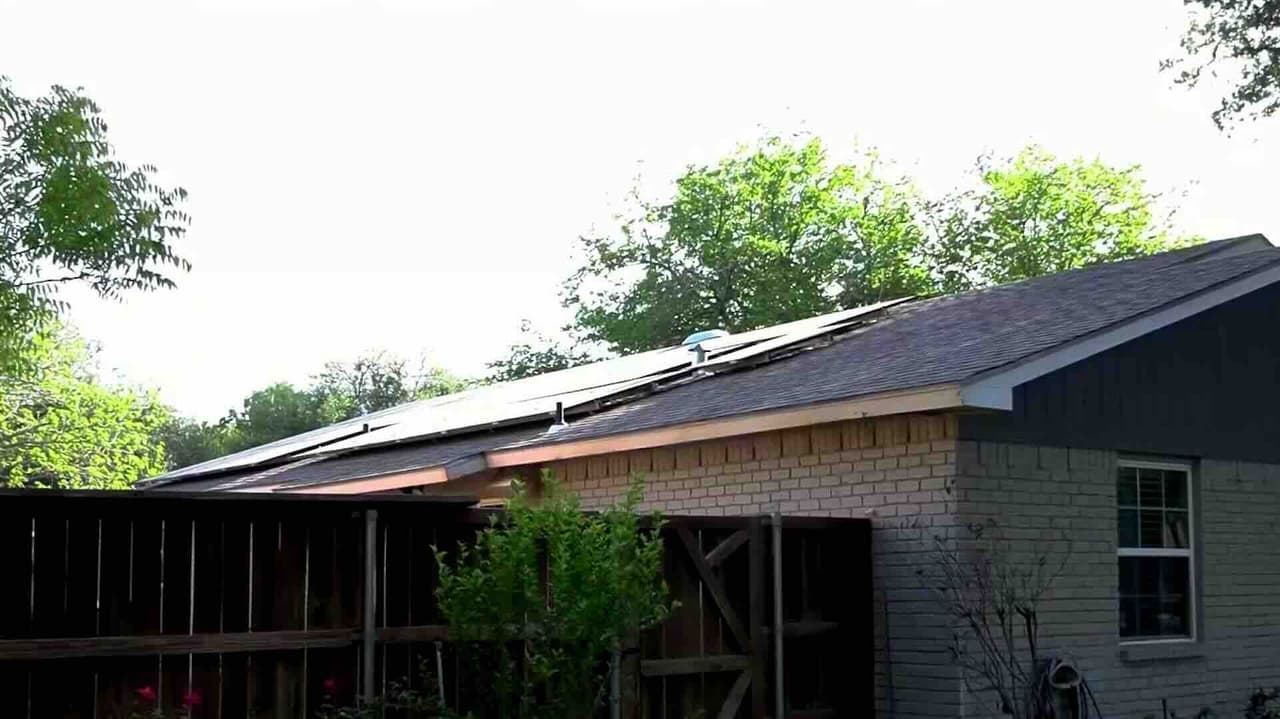 Texas investiga a empresas solares por promesas de ahorro engañosas