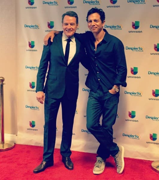 Mucha emoción por la presencia de Benjamin Bratt y Bryan Cranston de la pelicula Los Infiltrados.