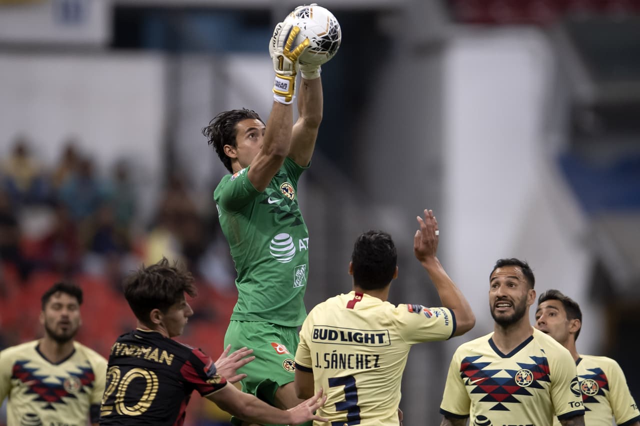 Los visitantes apretaron los últimos cinco minutos del encuentro y estuvieron cerca de marcar el descuento.