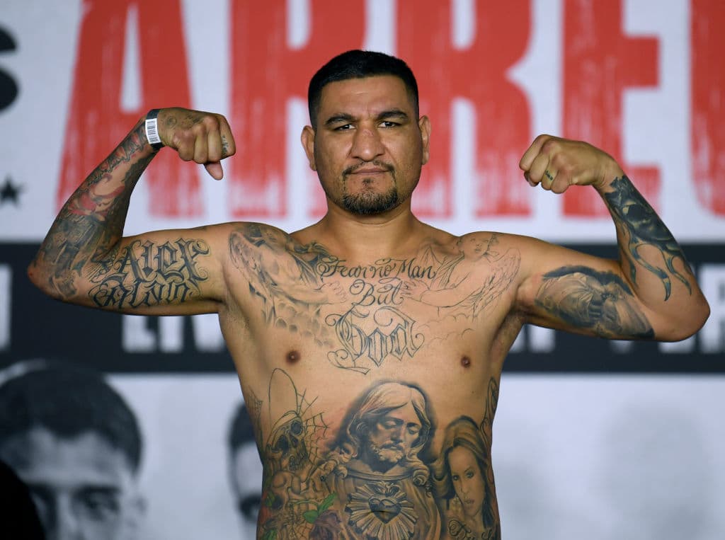 El primero en subir a la romana fue Chris Arreola que detuvo la aguja en 228 libras. Posteriormente llegó el turno para Andy Ruiz que puso el equilibrio en 256 libras.