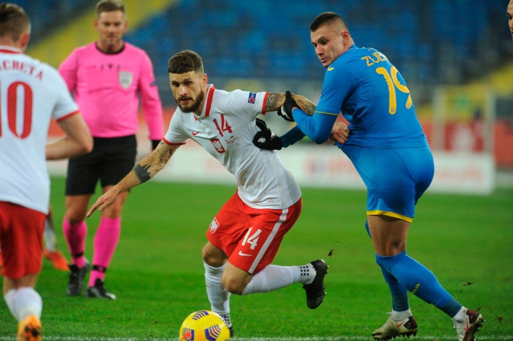 Polonia 2-0 Ucrania | Piatek (40’) y Moder (63’) marcaron los del triunfo en el Estadio de Silesia. Polonia se enfrentará a Italia en la quinta fecha de la competición europea.