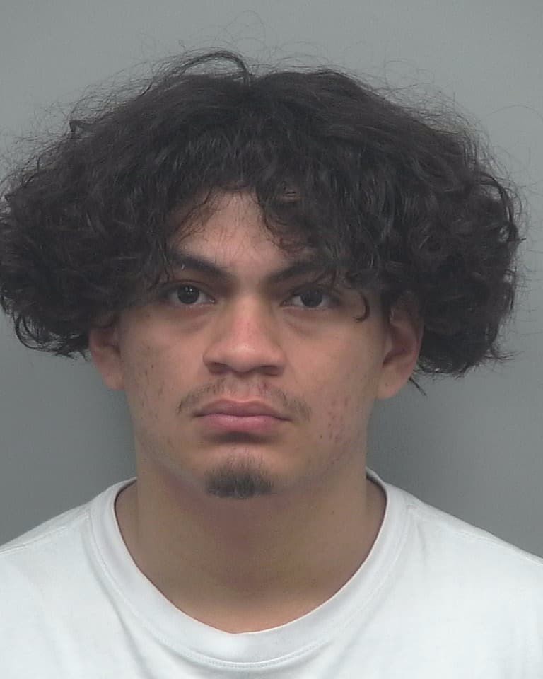 Jason Medina, de 18 años.