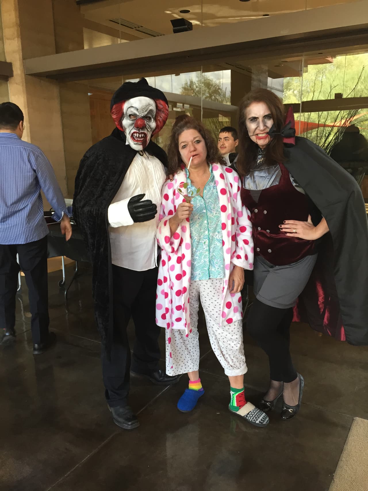 Disfraces, concursos y mucha diversión en la celebración de Halloween en Univisión Arizona.
