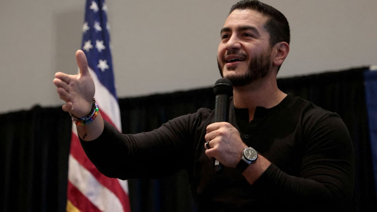 Abdul El-Sayed cambia postura sobre fondos a la policía y defiende invertir en seguridad